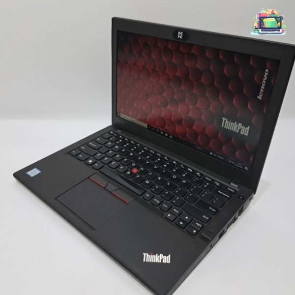 Lenovo Thinkpad X240 i5-4300U 500 GB HDD 8GB Win7